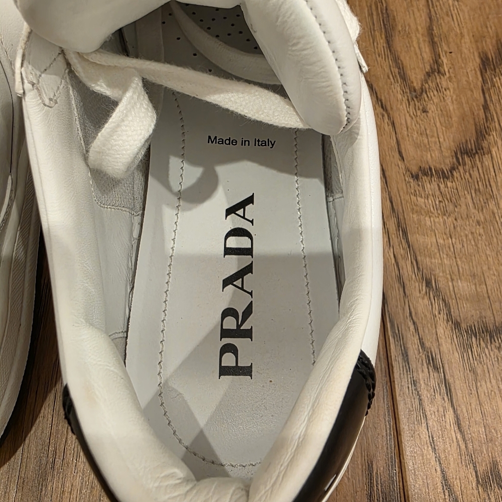 💯 Authentic Prada White and Black Leather Sneakers - Picture 11 of 15